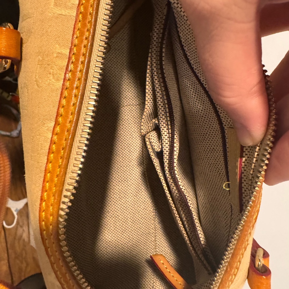 Vintage 2000 Dooney & Bourke Signature Barrel Bag - Picture 10 of 16